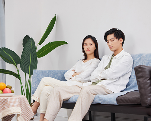 怀孕后老公出轨了我该怎么办呀