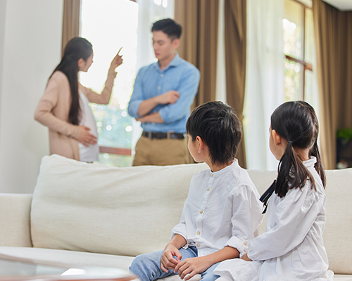 孩子出轨老公出轨怎么办