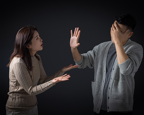 老公婚外情老婆闹能挽回么？不能
